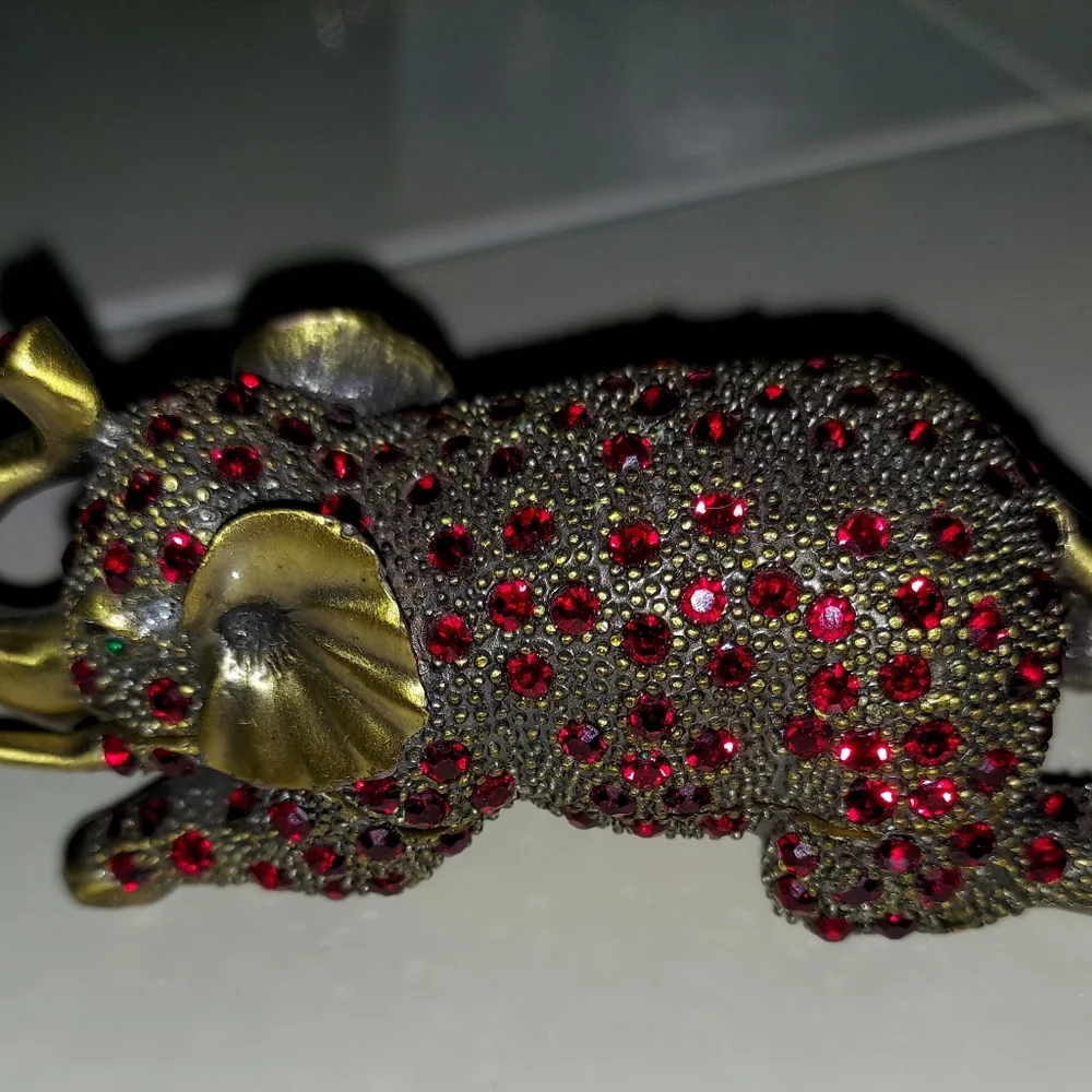 Brass Elephant Garnet Austrian Crystals Jeweled Emerald Eyes Trinket Box Opens - Picture 6 of 9